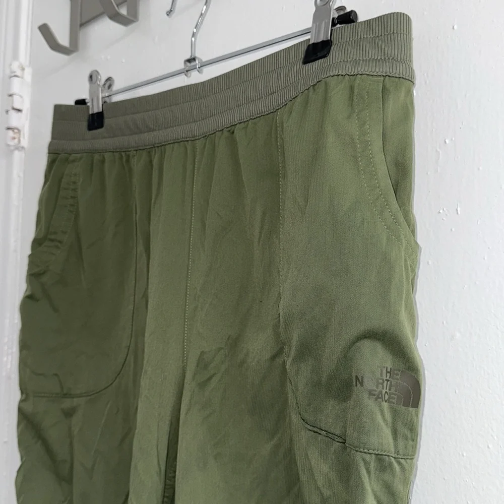 NORTH FACE Girls Jogger Pants XL (18) Olive Green Ruched Cropped Pull On Outdoor